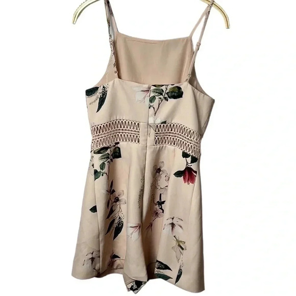REVOLVE KEEPSAKE THE LABEL romper sz SM . Pink floral,cut out,waist crochet?,zip - Picture 7 of 16